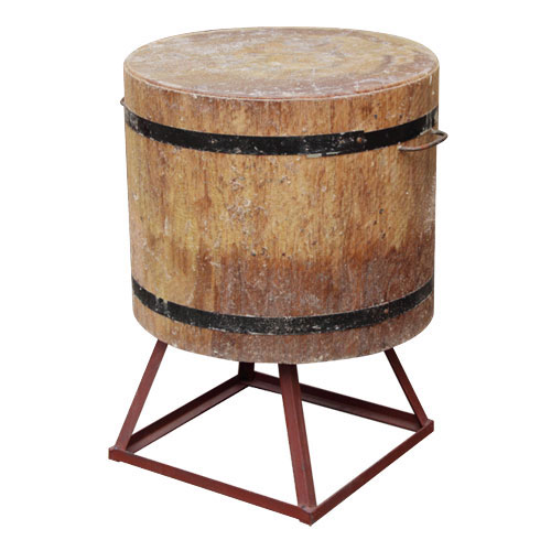 Колода для рубки мяса на подставке