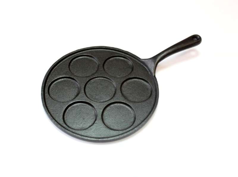 Сковорода чугунная d230мм для жарки яиц и оладьев