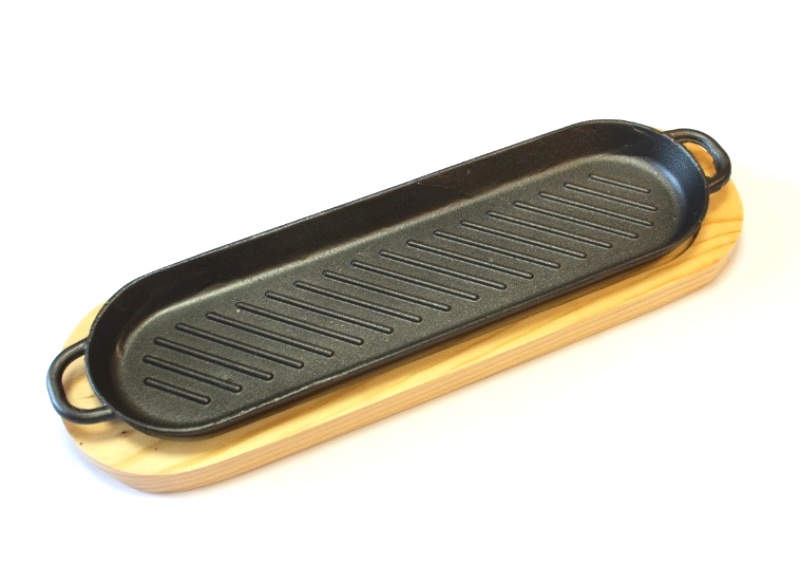 Сковорода овальная чугунная 380х110мм на деревянной подставке