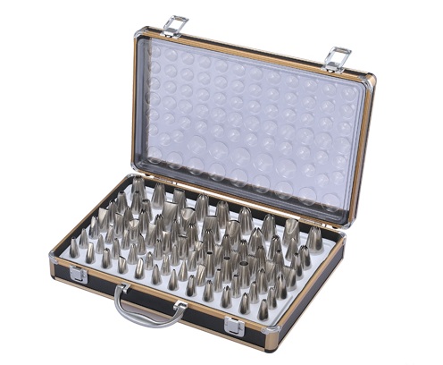 Набор кондитерских насадок в чемоданчике