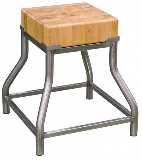 Колода на подставке бук