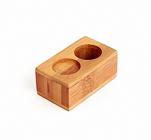 Подставка под спрессованные салфетки на одну персону 80х40х30мм