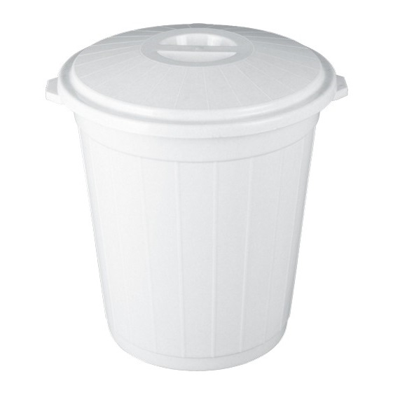 Бак пластиковый с крышкой 150л