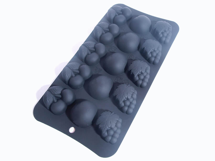 Форма силиконовая Мармеладные ягоды 2 (15шт. 30-34х27-31мм h15мм) 205х105мм